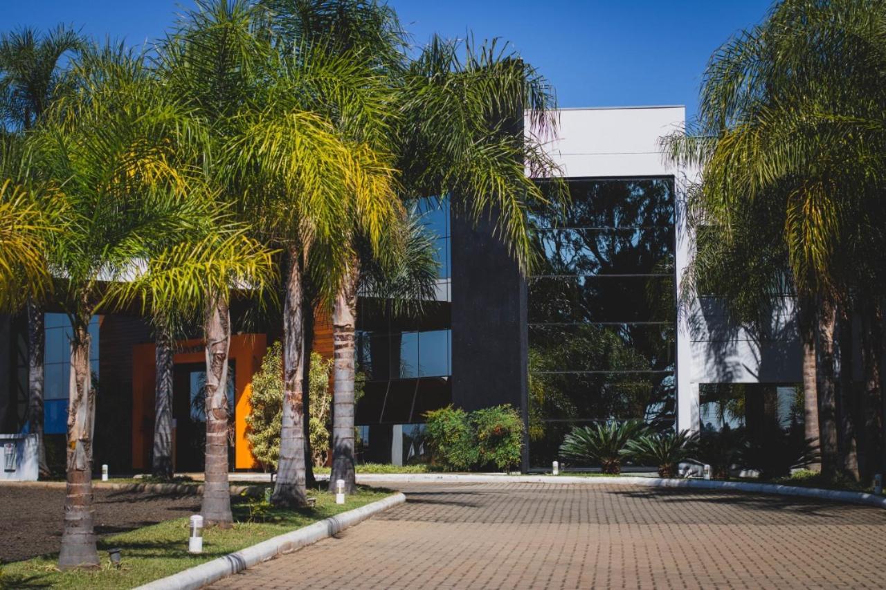 Estancia Avare Hotel Екстер'єр фото