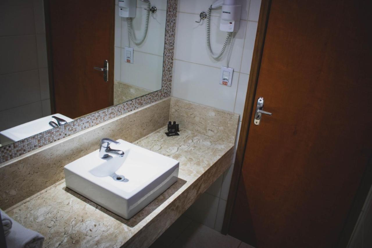 Estancia Avare Hotel Екстер'єр фото