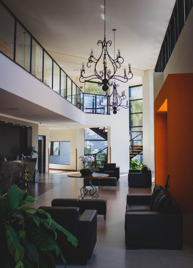 Estancia Avare Hotel Екстер'єр фото